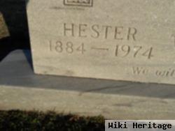 Savesta Ladusta "hester" Lyles Gill