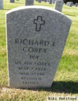 Richard L Corey