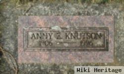 Anny E Knutson