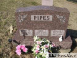 Kerry W. Pipes