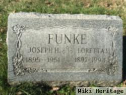 Loretta M Funke