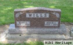 Mary E Wills