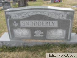 Bessie H Snodderly