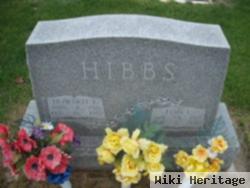 Howard L Hibbs