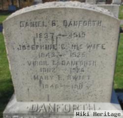 Daniel B Danforth