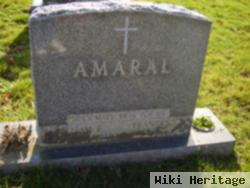 William R Amaral