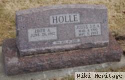 Julius J.e.a. Holle