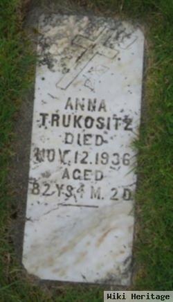 Anna Weiss Trukositz