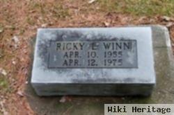 Ricky L Winn