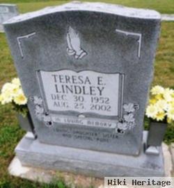 Teresa E Lindley