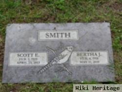 Scott E Smith