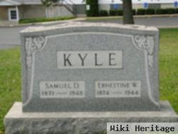 Samuel D Kyle