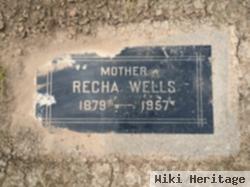 Recha Christian Wells