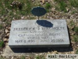 Frederick J Bergholte