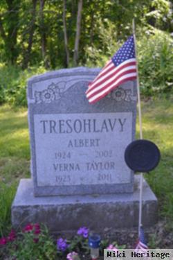 Verna Taylor Tresohlavy