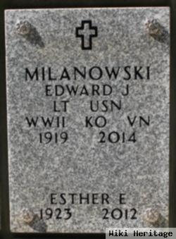 Esther E Milanowski