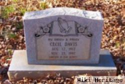 Cecil Davis