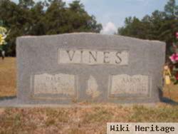 Dale Vines