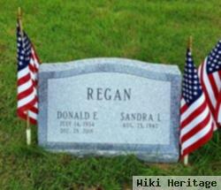 Donald E Regan