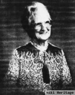 Lillian Hoyt Fackrell Pace