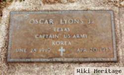 Capt Oscar Lyons, Jr