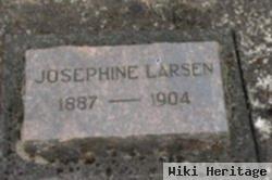 Josephine Larsen