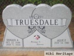 Donald Albertus "red Dog" Truesdale