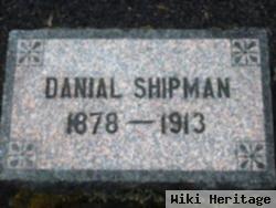 Daniel W Shipman