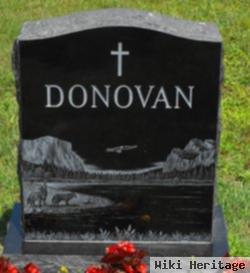 Darin D Donovan