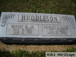 Robert R Huddleson, Jr