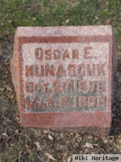 Oscar E Kunaschk