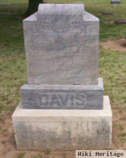 Thomas Davis