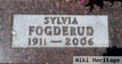 Sylvia Syvertson Fogderud