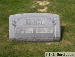 Amelia Jones Kinney