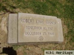 Robert Earl Maxey