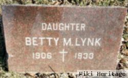 Betty M Lynk