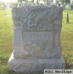 Lucretia J Gardner