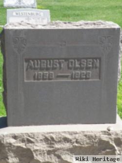 August Olsen