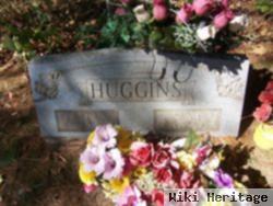 Mary E Huggins