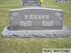 H Richard "richie" Davis