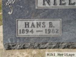 Hans B Nielsen
