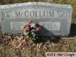 Mary E Mccollum