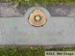 Linda L Youmans