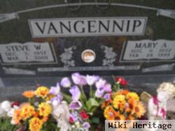 Stephen Wayne Vangennip