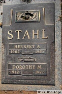 Dorothy M Stahl