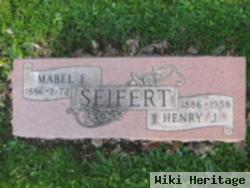 Henry John Seifert