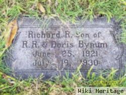 Richard R Bynum