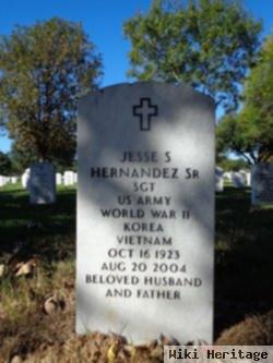 Jesse S Hernandez, Sr