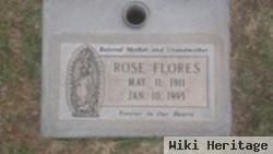 Rose Flores