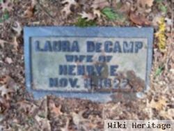 Laura Decamp Holt